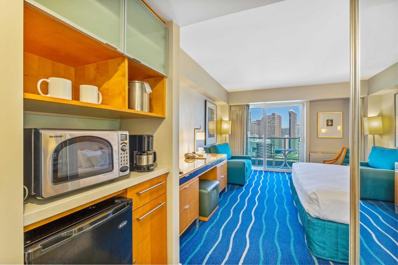 Castle At Ala Moana Hotel โฮโนลูลู ภายนอก รูปภาพ