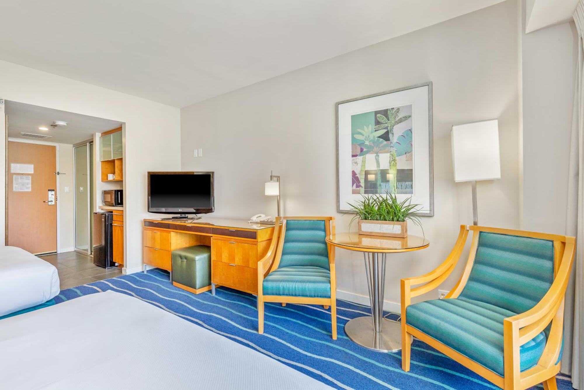Castle At Ala Moana Hotel โฮโนลูลู ภายนอก รูปภาพ